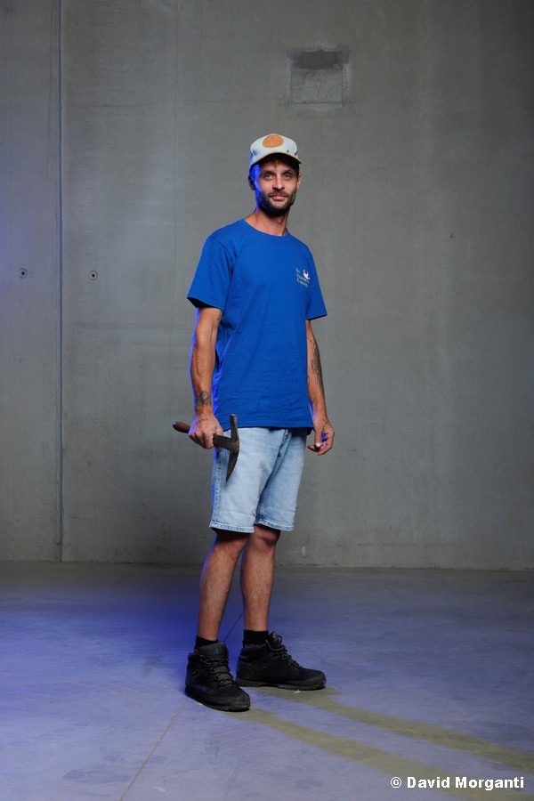 Xavier, expert en couverture traditionnelle pour les Monuments Historiques.